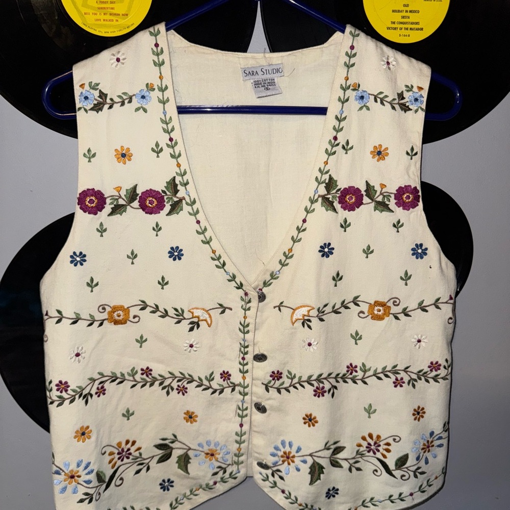 Vintage Sara Studio Floral Embroidered Vest